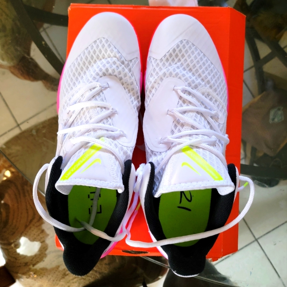 Nike zoom hyperspeed court SE